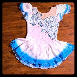 Competition figure skating dress
